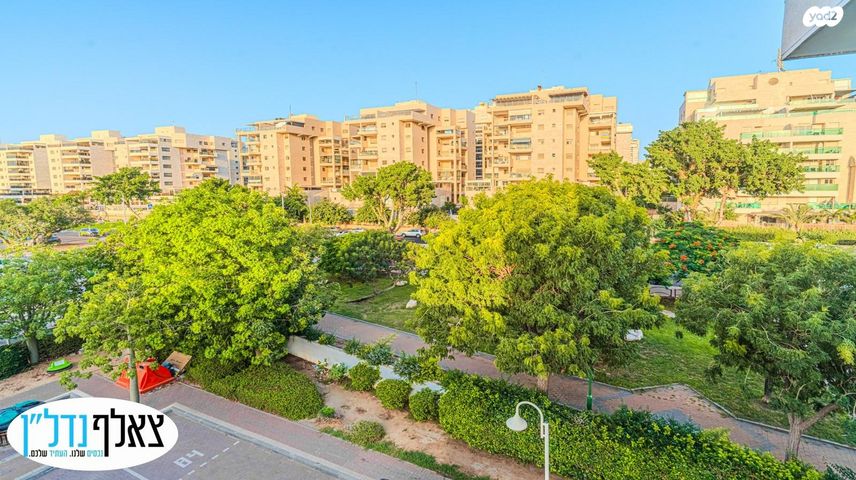 דירה, יצחק חכימי, ברנע, אשקלון