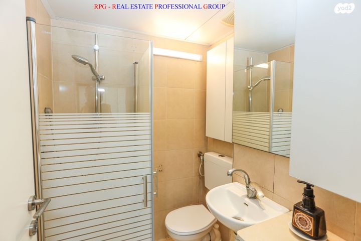 דו משפחתי, תל אביב יפו