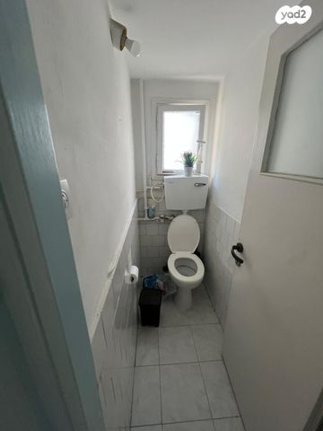 דירה, שפינוזה 3, הצפון הישן - דרום, תל אביב יפו