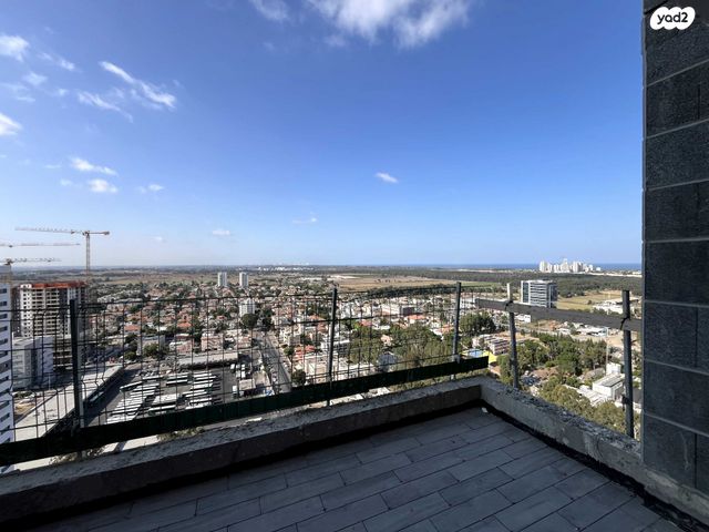 דירה, הרברט סמואל 34, מרכז העיר, חדרה