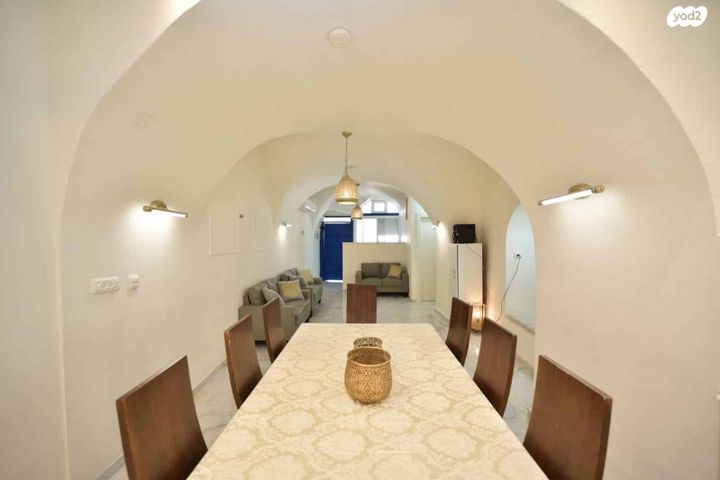 דירה, שמעון בר יוחאי, העיר העתיקה, צפת