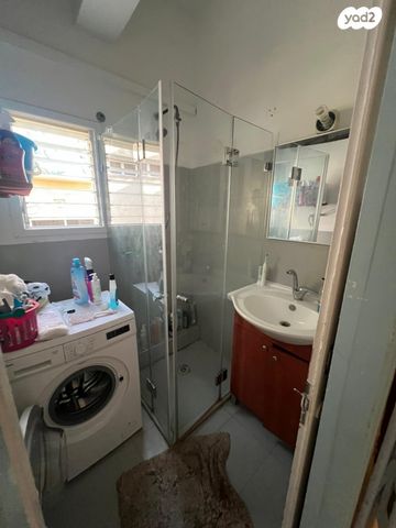 דירה, שפינוזה 3, הצפון הישן - דרום, תל אביב יפו