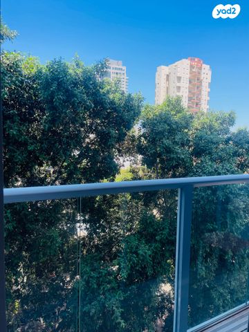 דירה, נורדאו, שכונת חשמונאים, מרכז העיר א, רמת גן