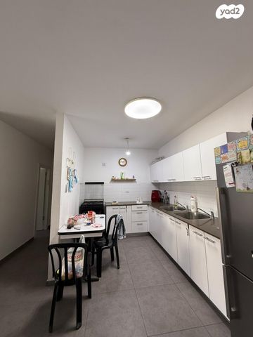 דירה, דבורה הנביאה, חזון עובדיה / רמת בית שמש ג-2, בית שמש