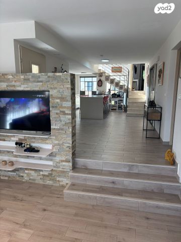 דו משפחתי, הוד הכרמל, דניה, חיפה