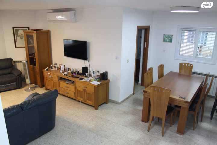 דו משפחתי, שביל החרובים 10, גבעת שרת, בית שמש