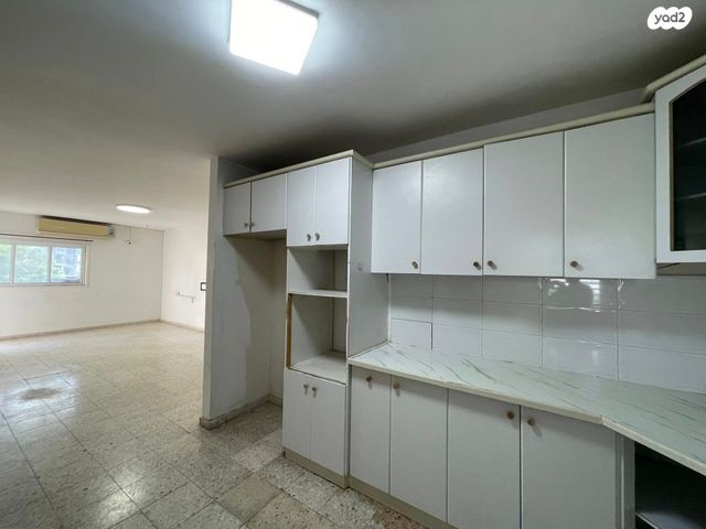 דירה, אריה בן אליעזר, ברנע, אשקלון