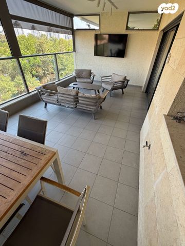 דירה, יונה בוגלה, ראשון לציון