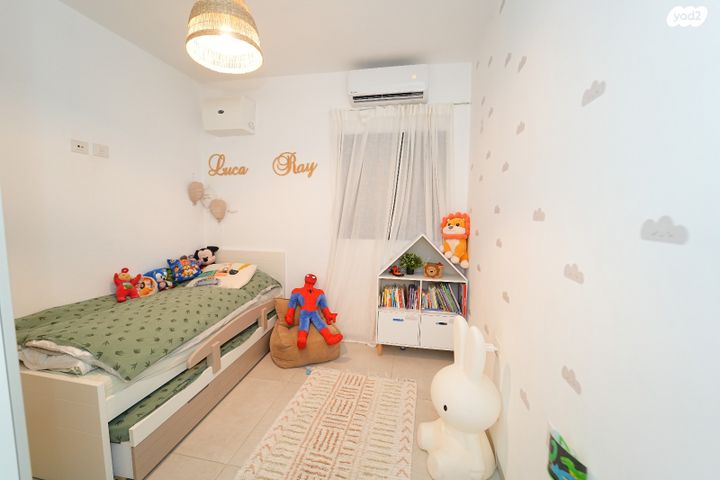 דירת גן, גדולי האומה 11, שמעון פרס/ האצטדיון, נהריה