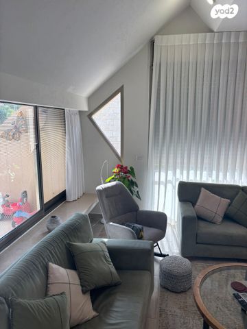 דו משפחתי, הוד הכרמל, דניה, חיפה