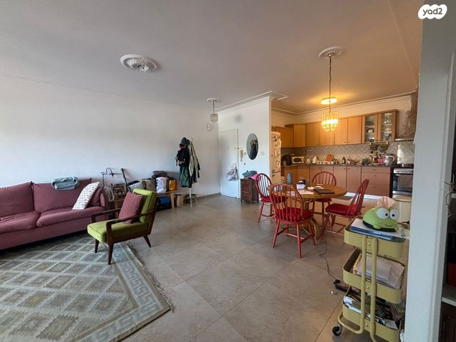 דירה, עזריאל 10, רמת גן