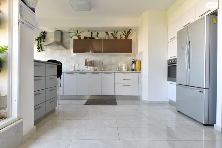 דירה, רוטשילד, גרין ועם, חולון