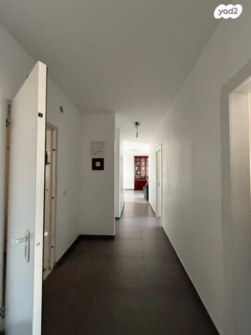 דירה, דבורה הנביאה, חזון עובדיה / רמת בית שמש ג-2, בית שמש