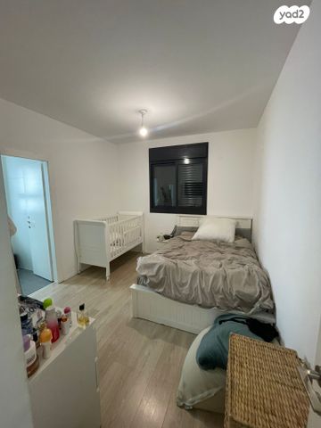 דירה, חיים הרצוג, מתחם 1200, הוד השרון