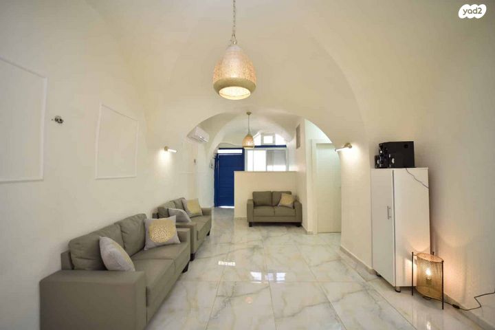 דירה, שמעון בר יוחאי, העיר העתיקה, צפת