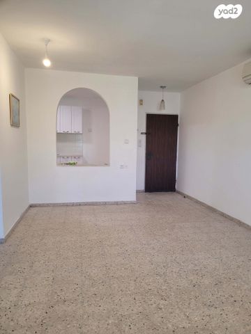 דירה, גמלא, החורש, חריש