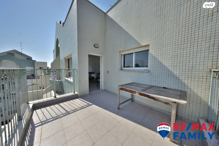 גג/ פנטהאוז, דב פרומר, קרית שמואל, חיפה