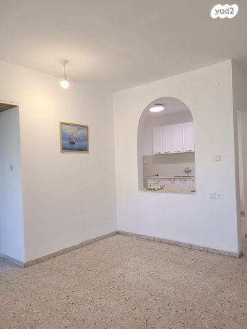 דירה, גמלא, החורש, חריש