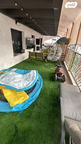 גג/ פנטהאוז, דרך ארץ, עיר היין, אשקלון