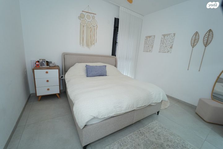 דירת גן, גדולי האומה 11, שמעון פרס/ האצטדיון, נהריה