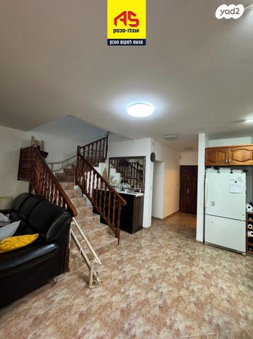 בית פרטי/ קוטג', שכונה 11, תל מונד