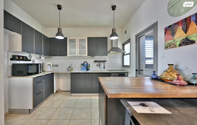 גג/ פנטהאוז, העומרים, נס ציונה