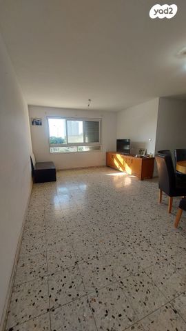 אירוס הארגמן 