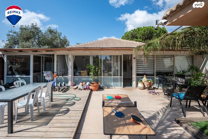 דו משפחתי, שושן, פרדס חנה כרכור