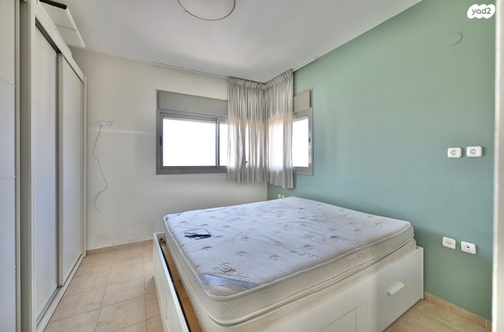 גג/ פנטהאוז, העומרים, נס ציונה