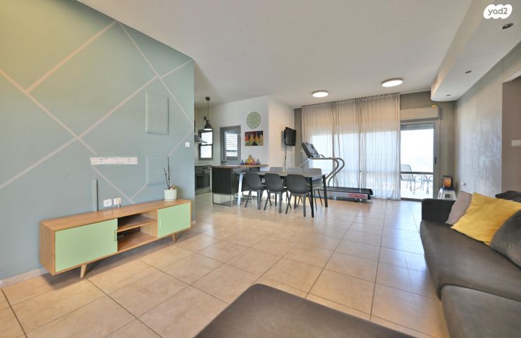 גג/ פנטהאוז, העומרים, נס ציונה