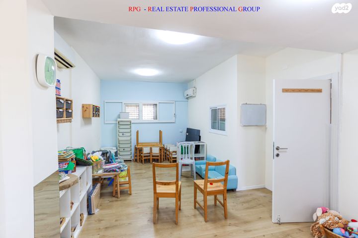 דו משפחתי, תל אביב יפו