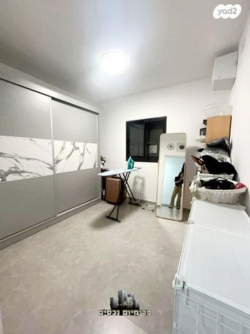 דירה, חיים לבב, יצחק שמיר, נהריה