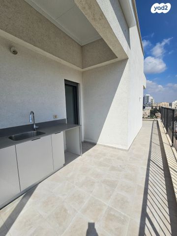 גג/ פנטהאוז, רמת ורבר, פתח תקווה