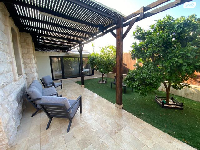 דו משפחתי, דרך אלנבי, קרית אליעזר, חיפה