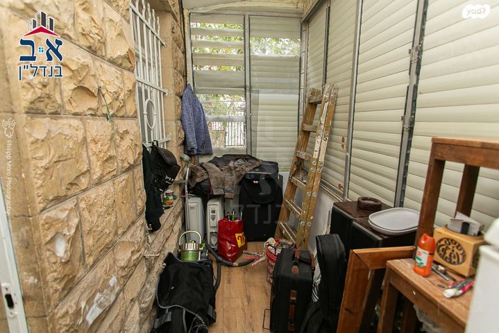 דירת גן, השלום, הרצליה, חיפה