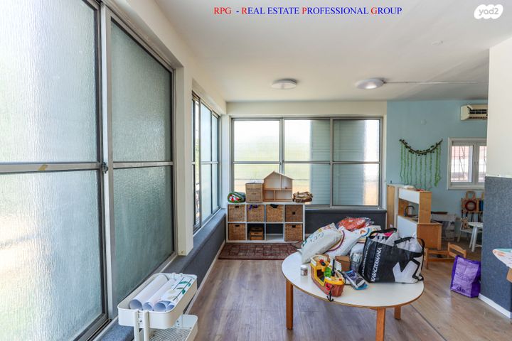 דו משפחתי, תל אביב יפו