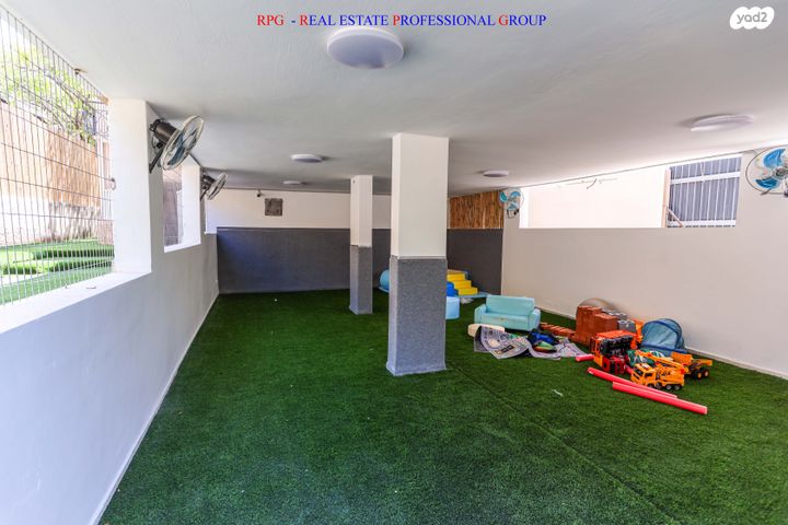 דו משפחתי, תל אביב יפו