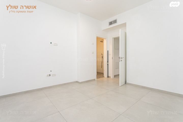 דירה, שדרות מוריה, מרכז הכרמל, חיפה