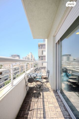 דירה, שדרות ירושלים 23, יד לבנים, רמת גן