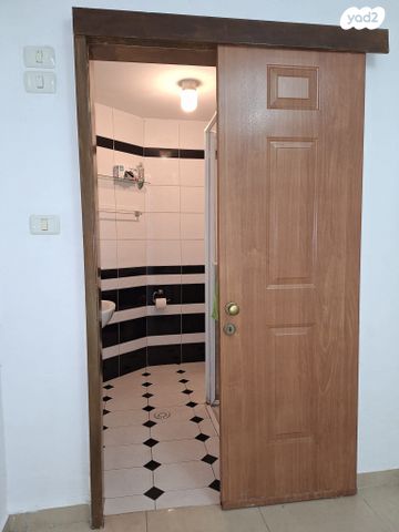 דירה, החלוץ, שוק תלפיות, חיפה