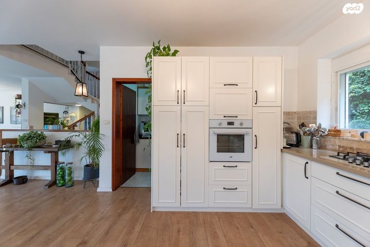 בית פרטי/ קוטג', לוטם 13, הפרחים, כפר ורדים