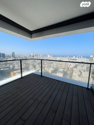 דירה, ליאונרדו דה וינצ'י 2, גני שרונה, קרית הממשלה, תל אביב יפו