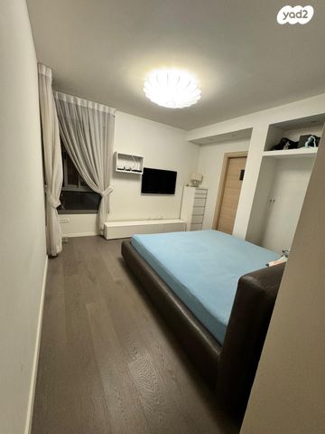 דירה, הנביאים, דרום מערב ותיק, בת ים