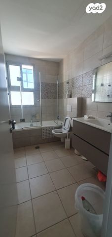 גג/ פנטהאוז, ארלוזורוב, הגבול רוטשילד, בת ים