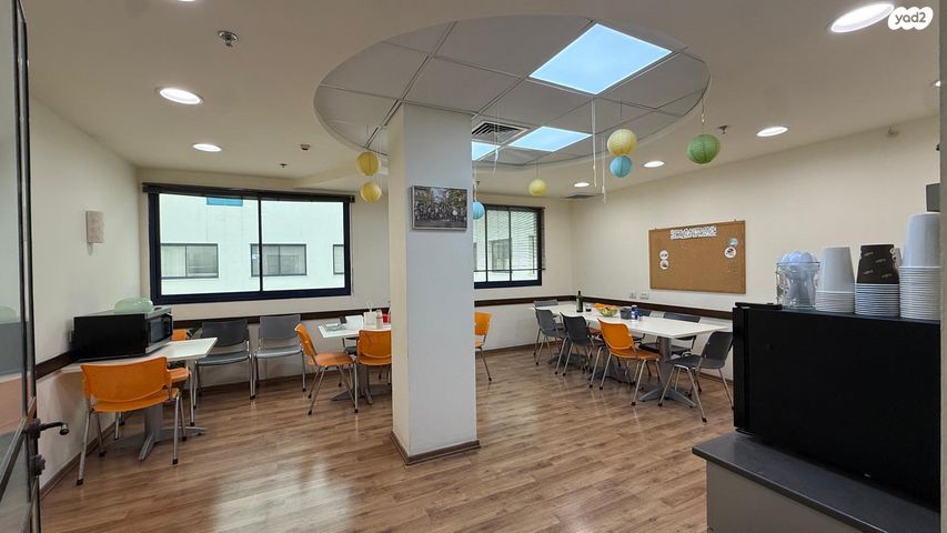 משרדים, פתח תקווה