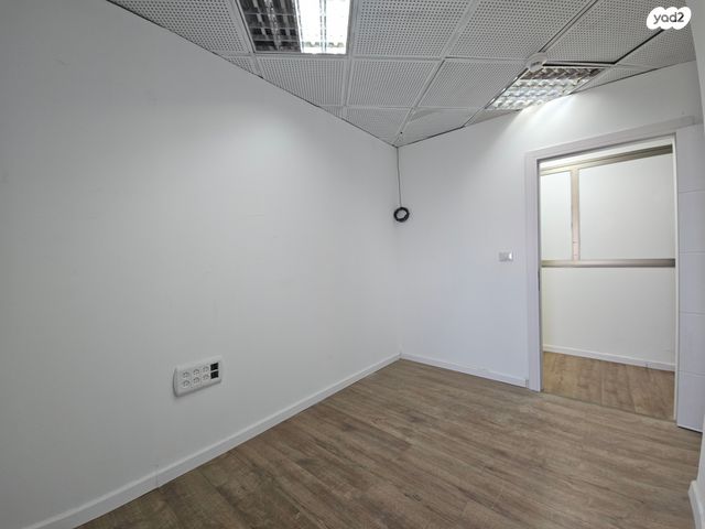 דרך בן צבי 1