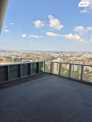 משרדים, כפר סבא