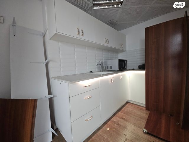 משרדים, דרך בן צבי 1, צפון יפו, המושבה האמריקאית-גרמנית, תל אביב יפו