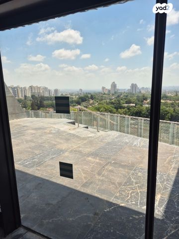 משרדים, כפר סבא