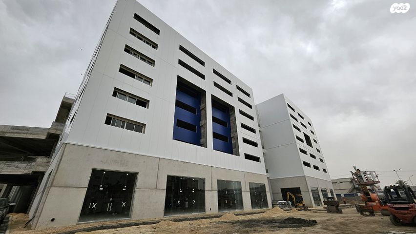 מבני תעשיה, היצירה, רמלה